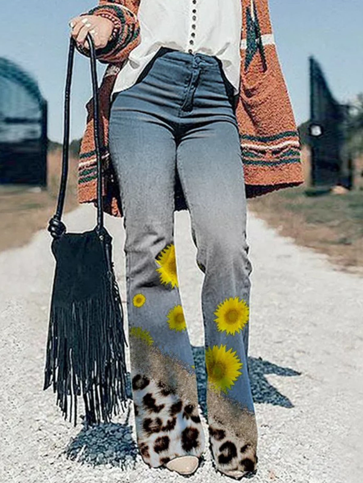 Casual High-rise Floral Pattern Flare Leg Jeans