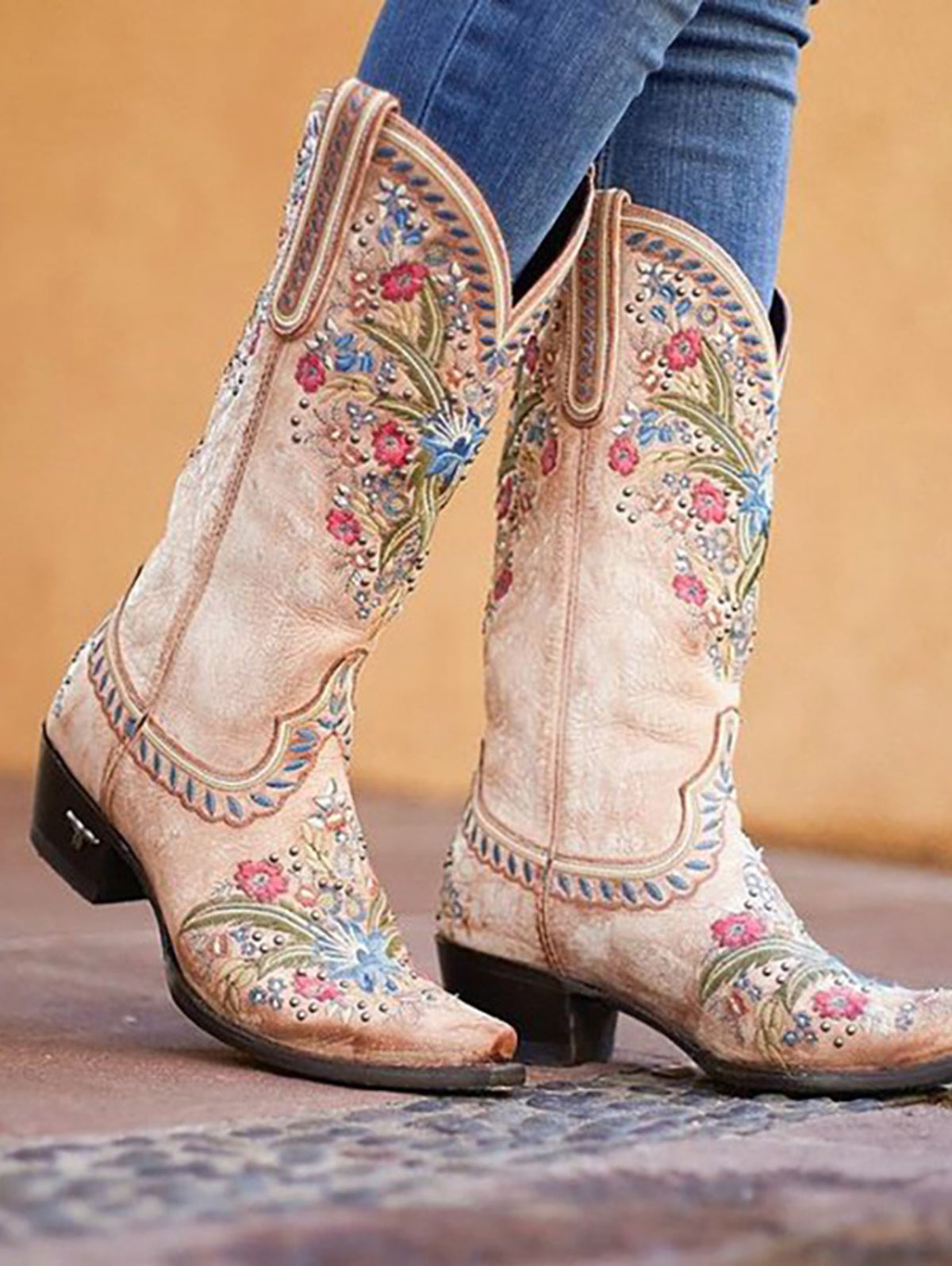 Retro Floral Embroidery Square Head Knight Boots